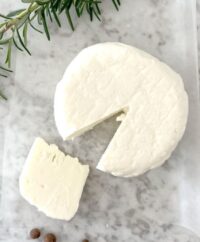 Queso Blanco x 350grs aprox  GRANJA NOVA
