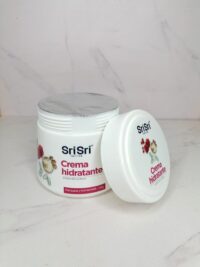 Crema Hidratante con Rosas y Aloe Vera x 150 grs SRI SRI